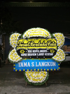 Papan Bunga Duka di Sanana Utara