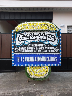 Papan Bunga Duka di Sanana Utara